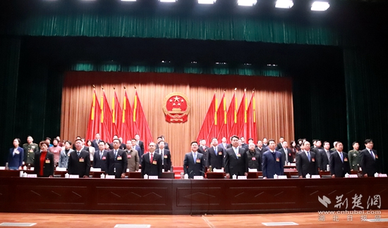 全體起立，奏唱國(guó)歌_副本.jpg